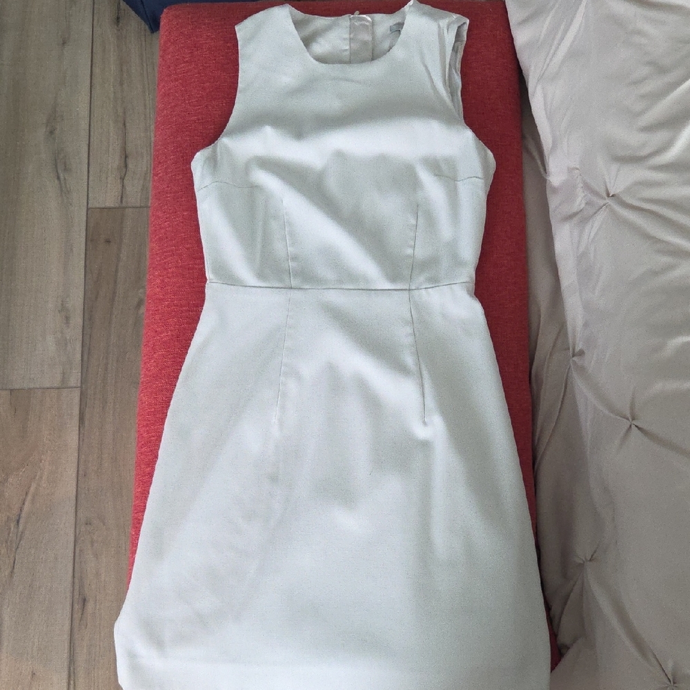 H&M White Sleeveless Mini Dress